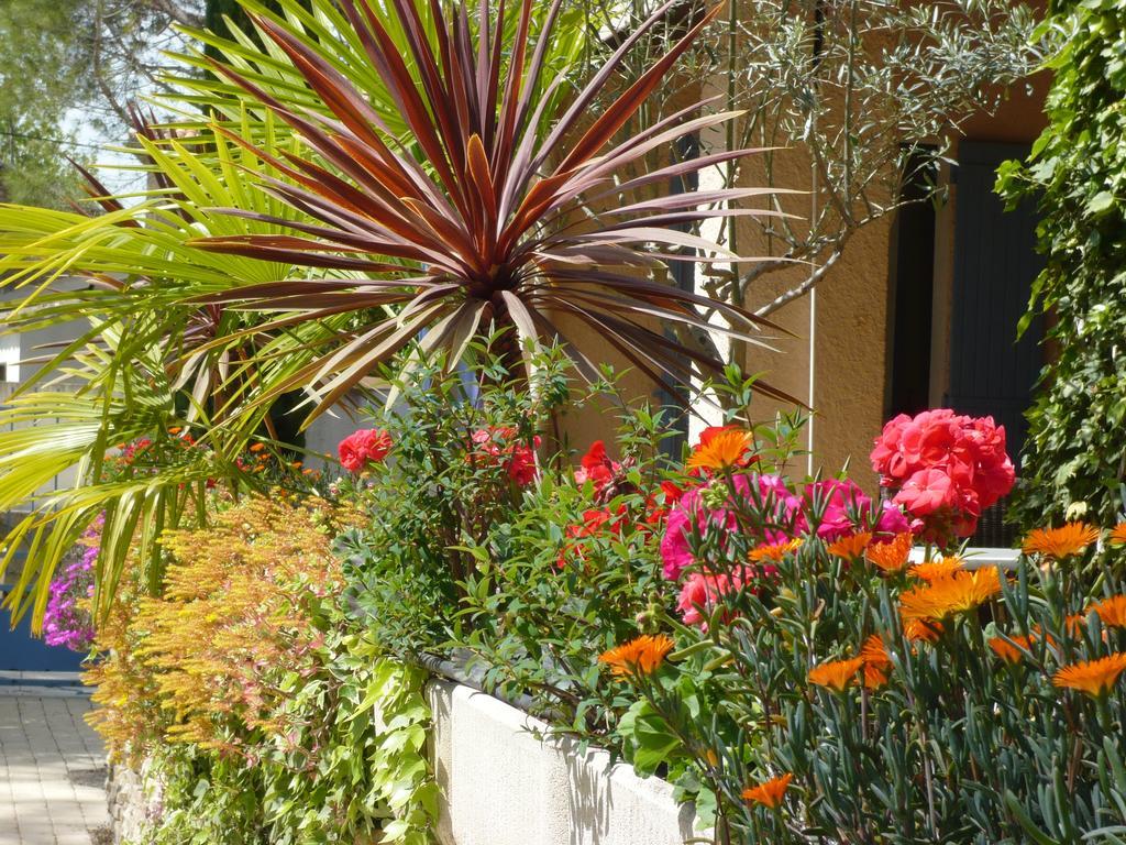 Mas-Blanc-des-Alpilles Hotel Mistral מראה חיצוני תמונה
