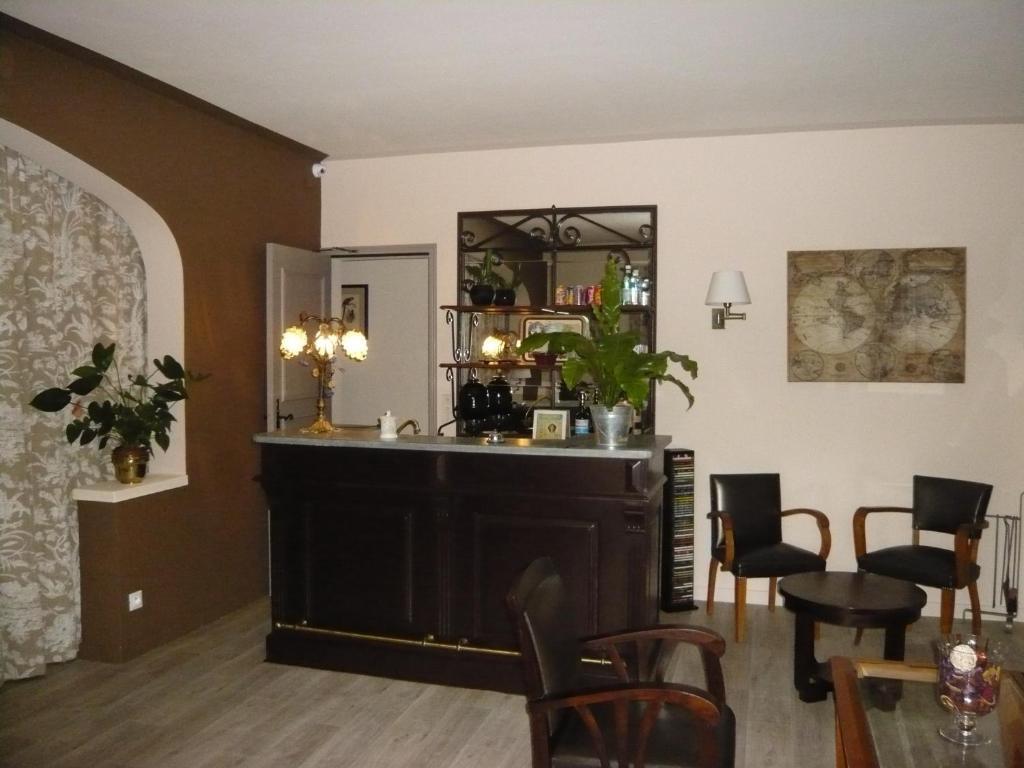 Mas-Blanc-des-Alpilles Hotel Mistral מראה חיצוני תמונה