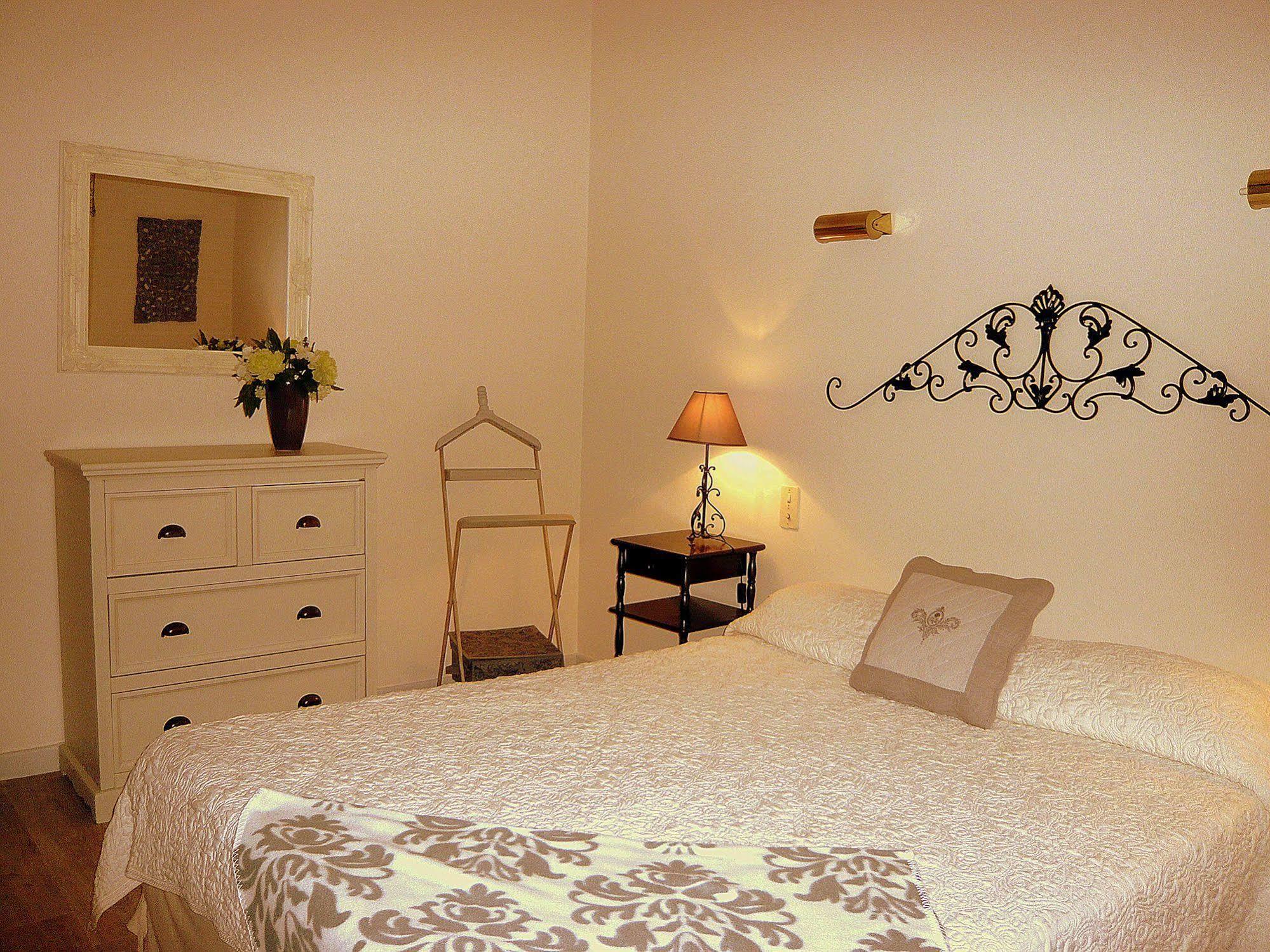 Mas-Blanc-des-Alpilles Hotel Mistral מראה חיצוני תמונה