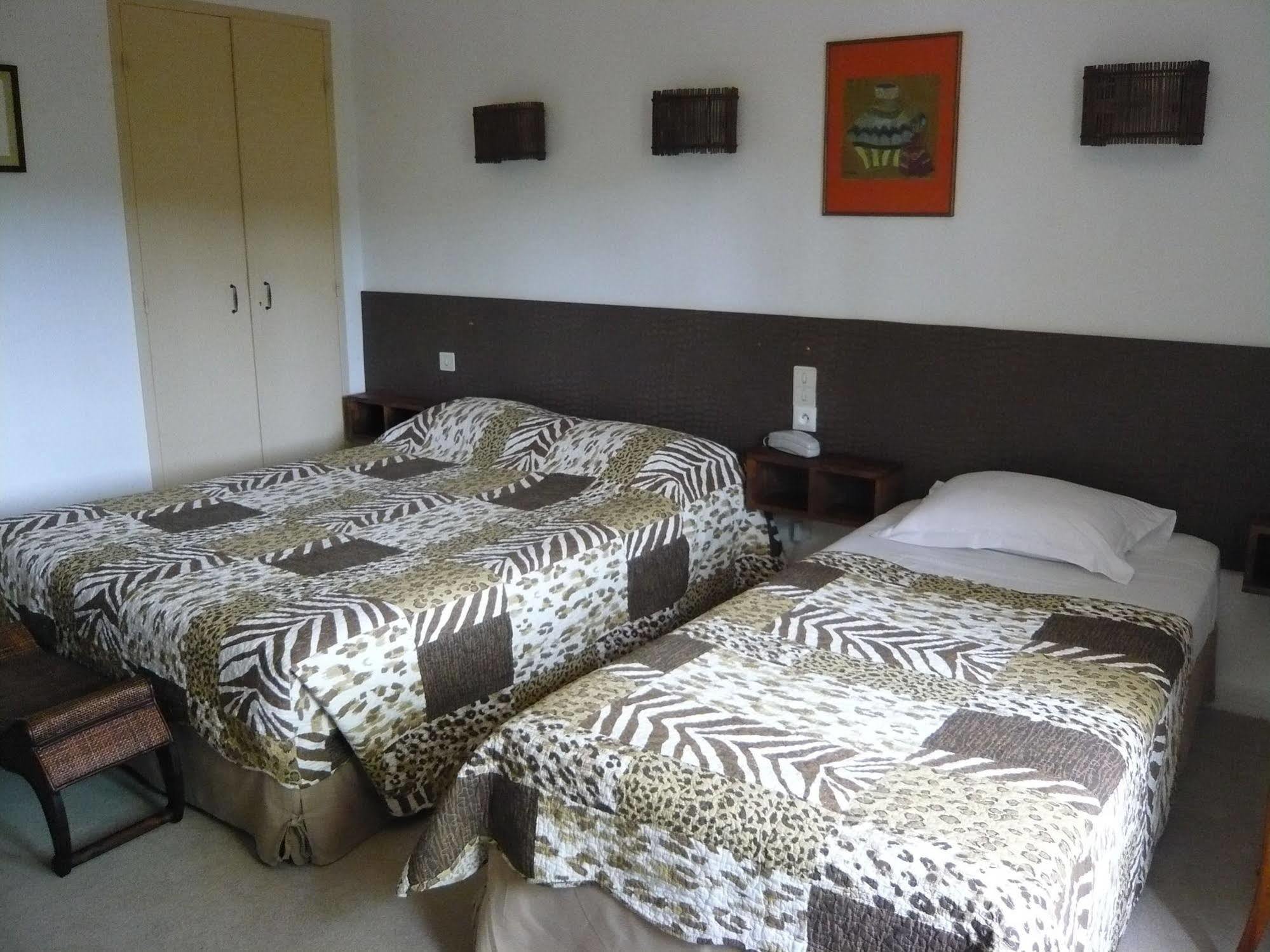 Mas-Blanc-des-Alpilles Hotel Mistral מראה חיצוני תמונה