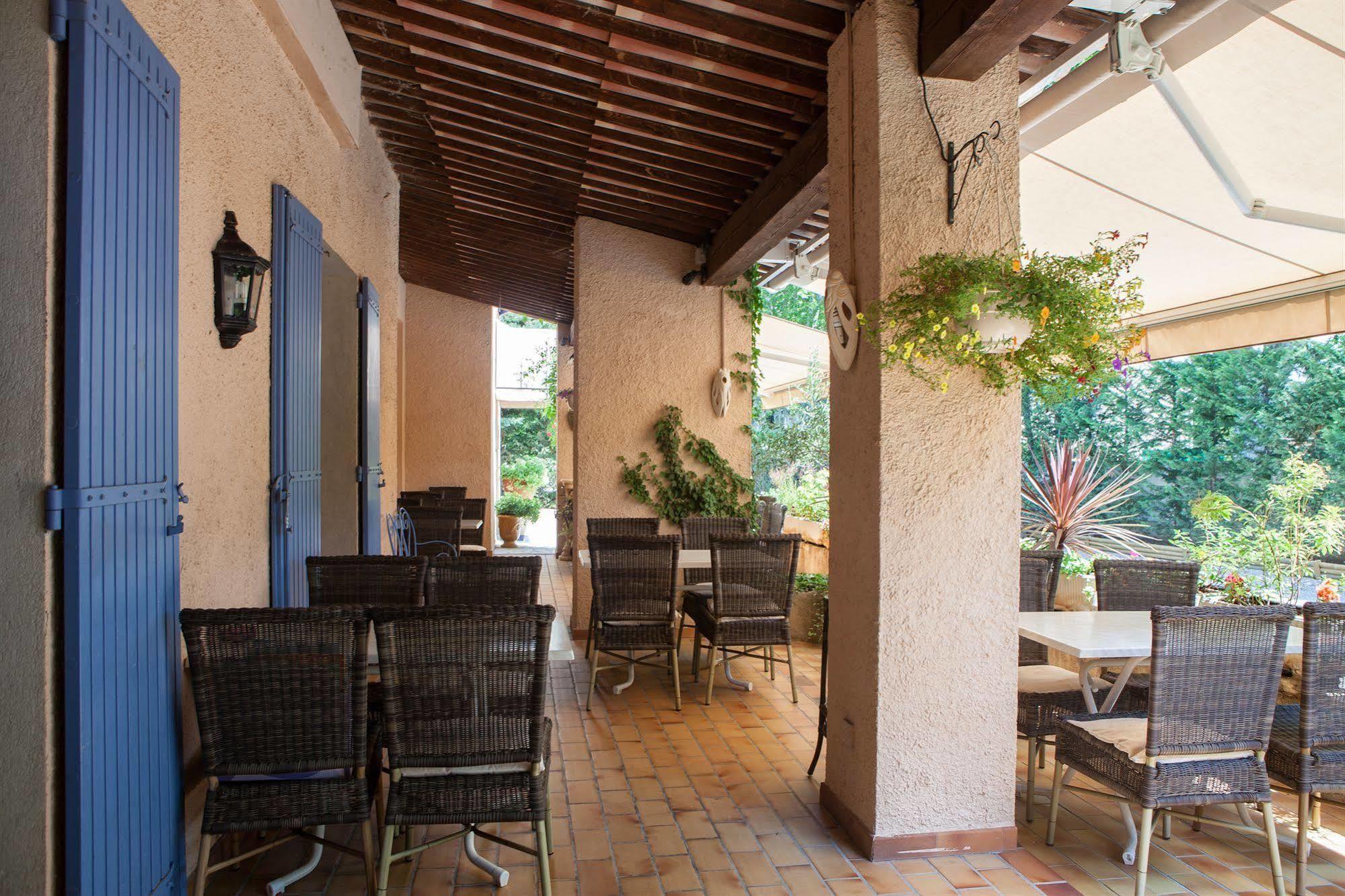 Mas-Blanc-des-Alpilles Hotel Mistral מראה חיצוני תמונה